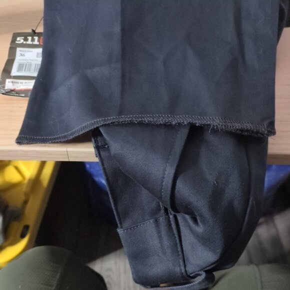 NWT 5.11® Men’s Regular Fit Company Cargo Pant 2.0 Navy Unhemmed Size 36 - Picture 4 of 12